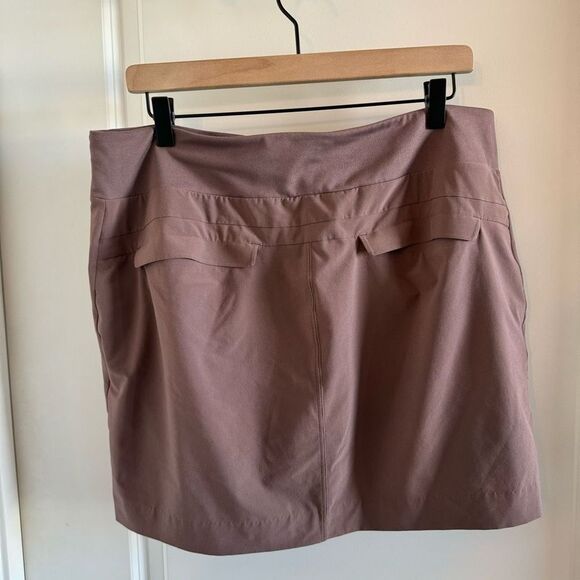 Athleta Women's Mini Skirt in Brown - Picture 6 of 10